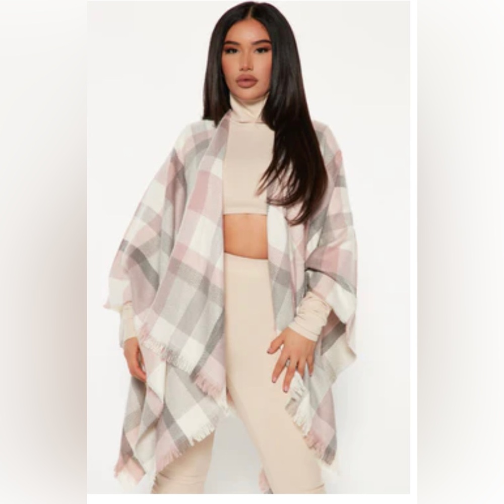 Plaid neutral colored poncho (nwt)